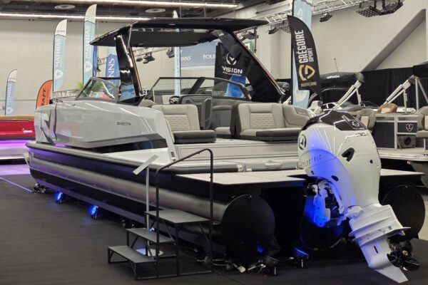 Ponton Spectr électrique Vision Marine Technologie